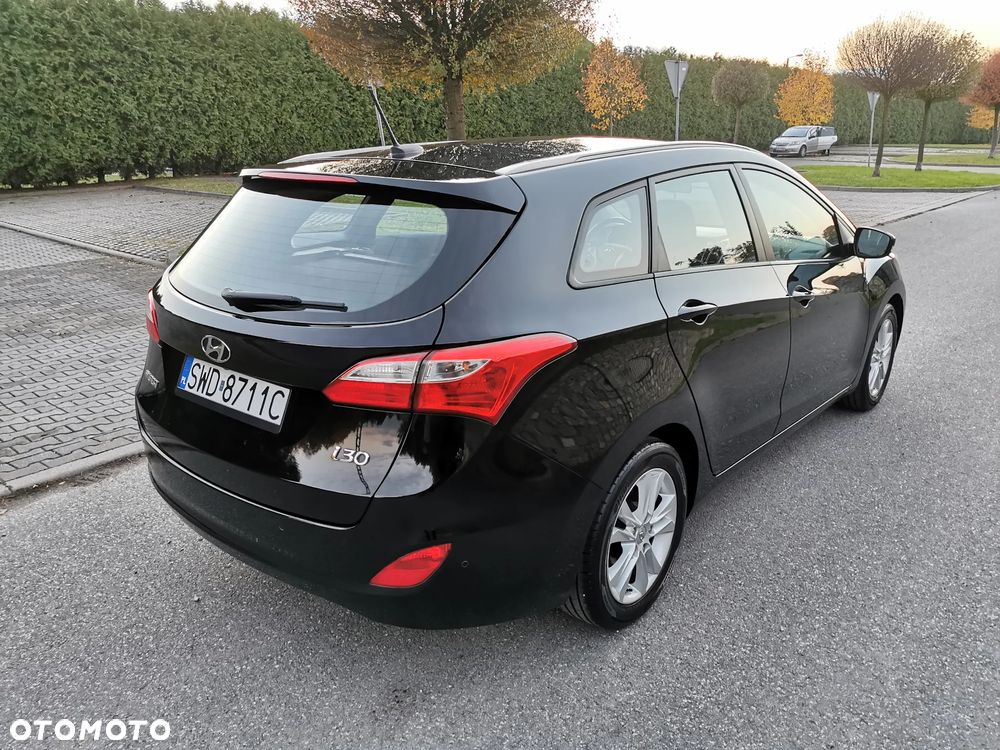Hyundai i30 1.4 Premium - 11