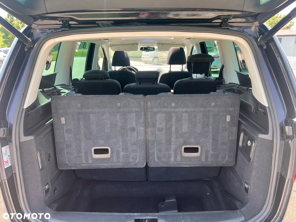 Volkswagen Sharan 2.0 TDI Highline - 10