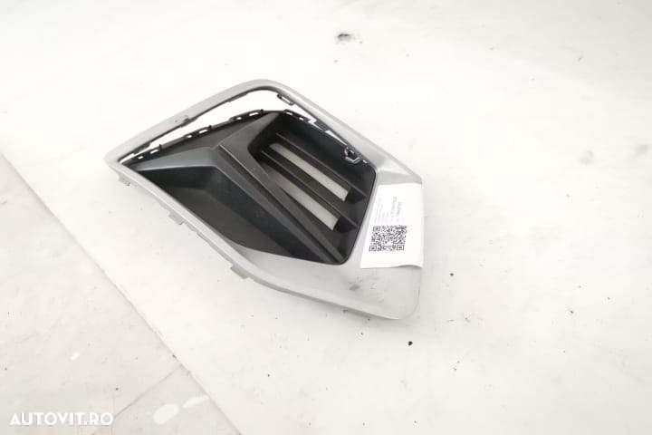 Grila Proiector Laterala Dreapta Originala In Stare Buna  Audi  Q3  F3 - 3
