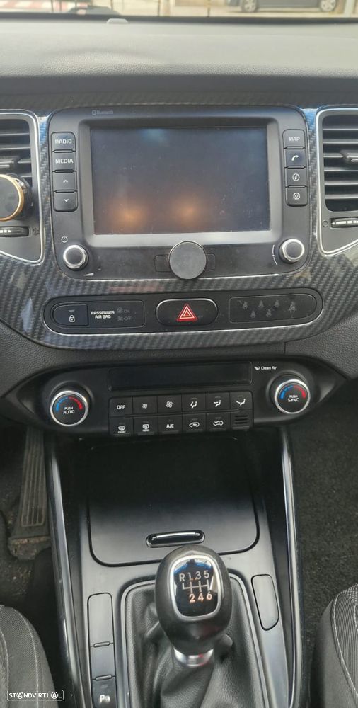 Kia Carens 1.7 CRDi ISG TX - 5