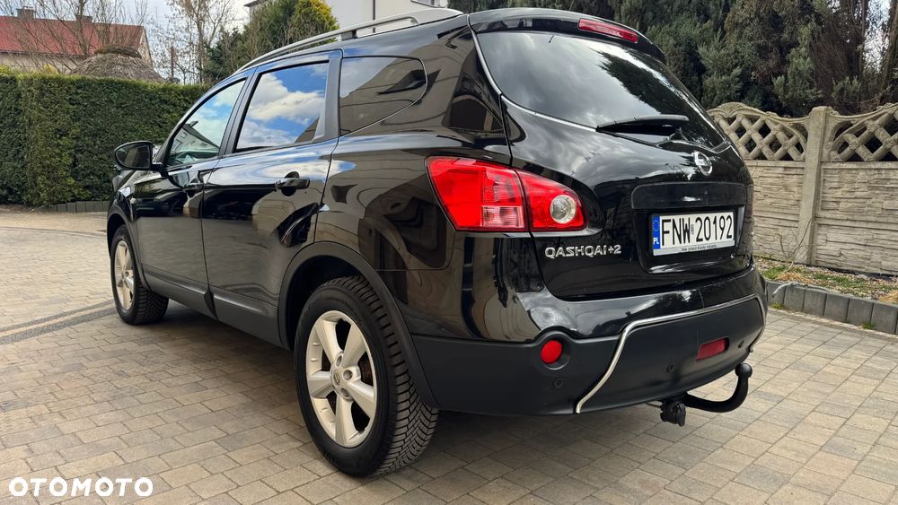 Nissan Qashqai+2 - 6