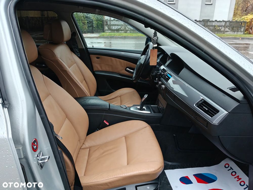 BMW Seria 5 520d Edition Exclusive - 31