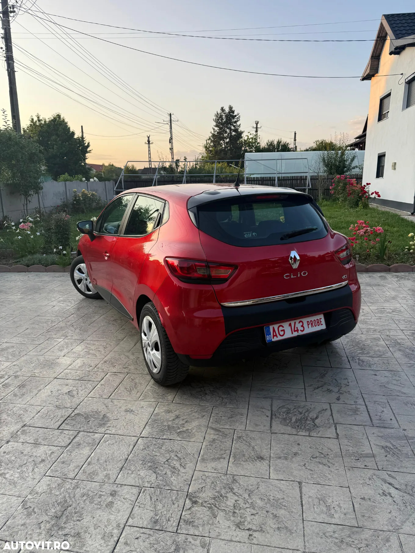 Renault Clio - 8