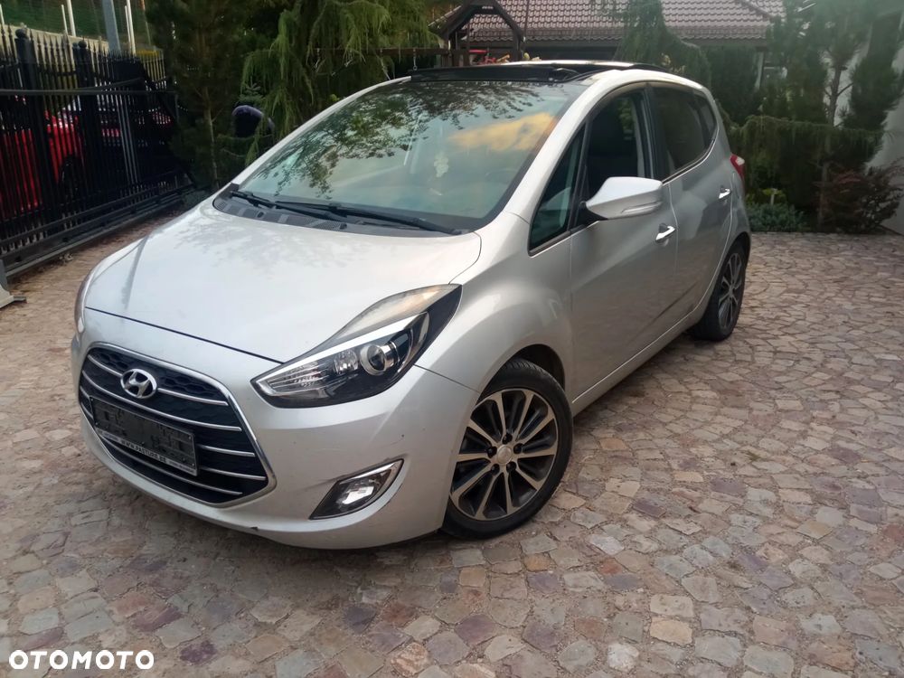 Hyundai ix20 1.6 CRDi Fifa World Cup Edition - 1