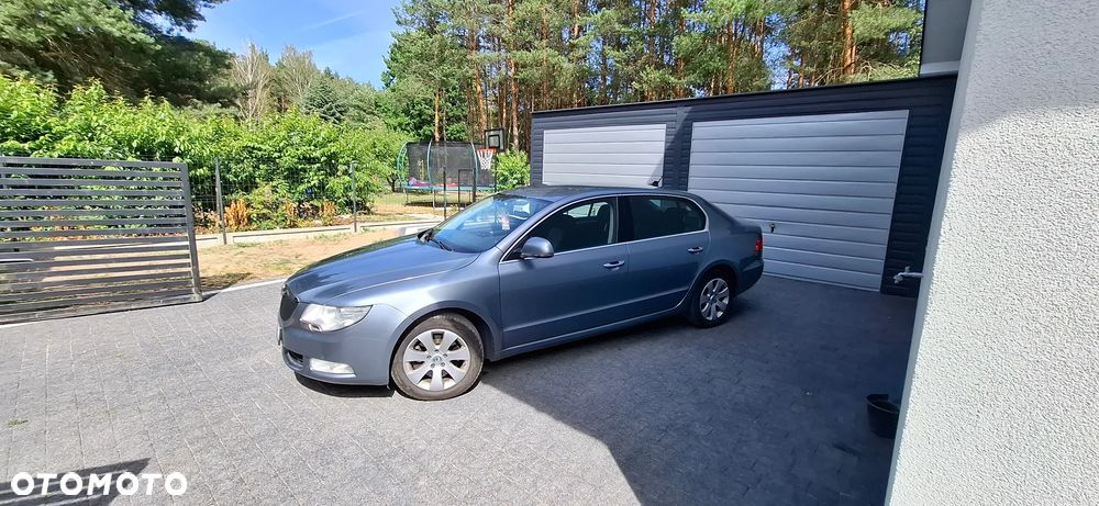 Skoda Superb 2.0 TDI Elegance - 3