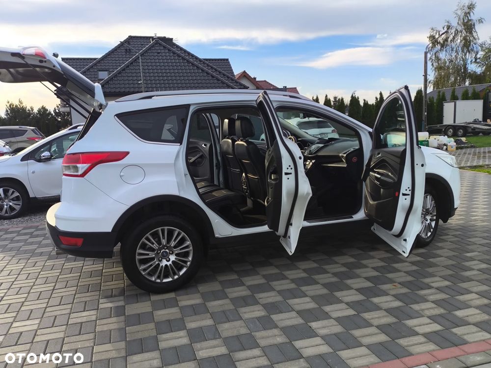 Ford Kuga 2.0 TDCi FWD Titanium - 23
