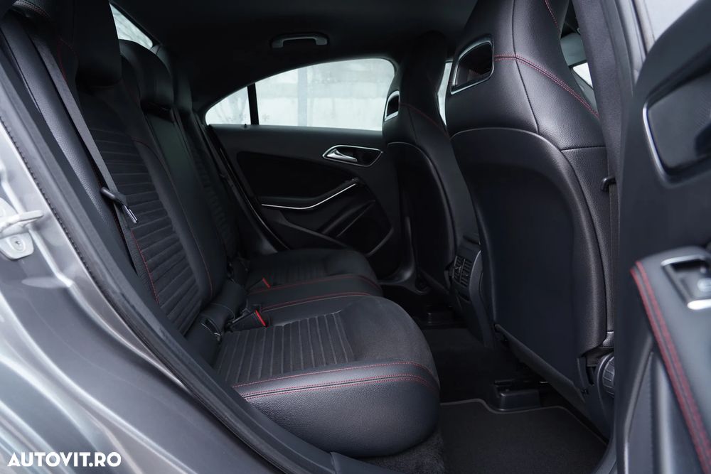 Mercedes-Benz CLA 220 d 7G-DCT AMG Line - 8