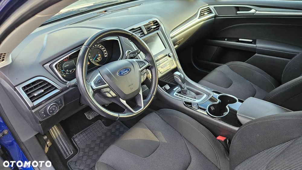 Ford Mondeo - 25