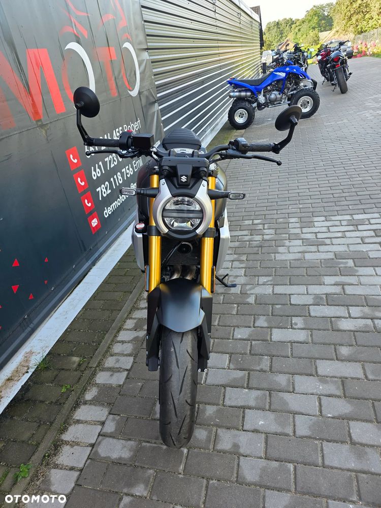 Suzuki GSX - 15