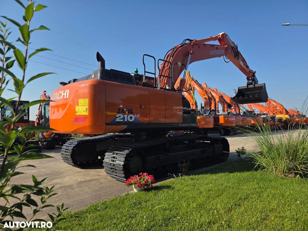 Hitachi ZX210LC-6, 2021, 2.676h, 23,1 tone, CUPLA RAPIDA HIDRAULICA, cupa 1,3mc, 3 pompe hidr, inst picon, camera spate si laterale, antifurt, latime 2,99m, ad sapare 7m, cons mediu 12l/h, lant 90% ok, posibil leasing-STARE CA NOU-PROMOTIE 99.750 Eur+Tva - 12