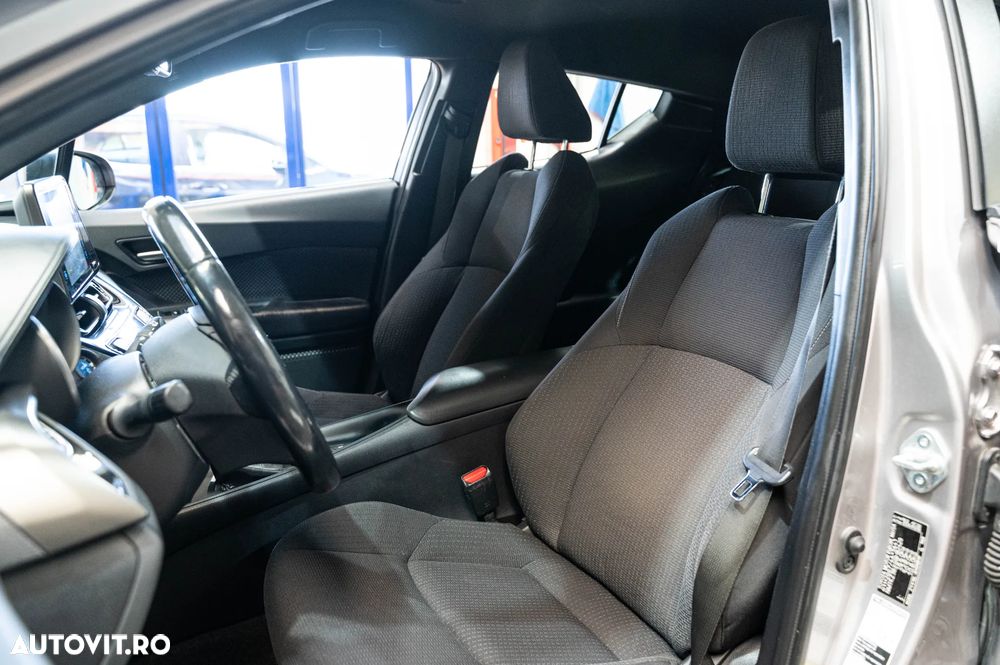 Toyota C-HR 1.8 HSD 4x2 CVT C-lassy - 5