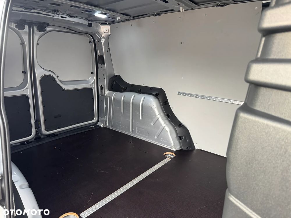 Volkswagen Caddy - 4