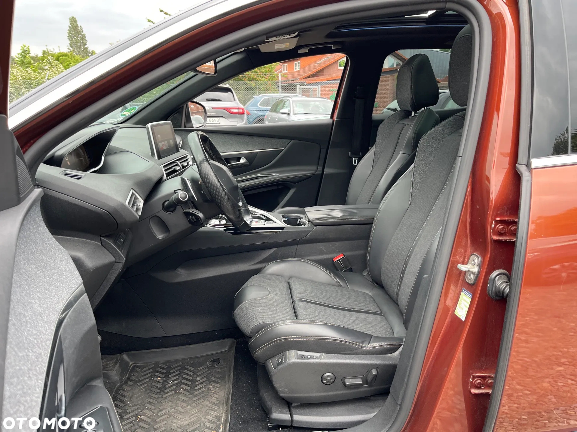 Peugeot 3008 1.5 BlueHDi Allure S&S EAT8 - 5