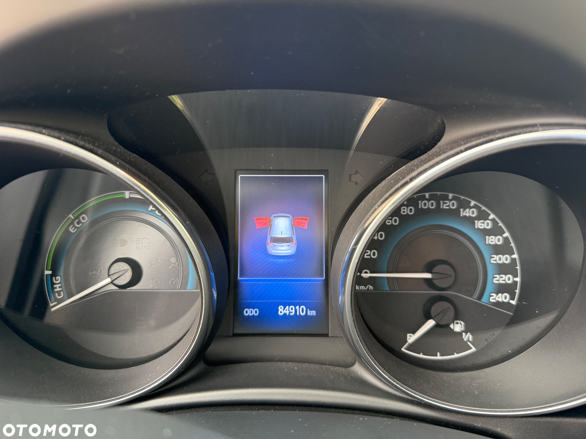 Toyota Auris Hybrid 135 Premium - 29