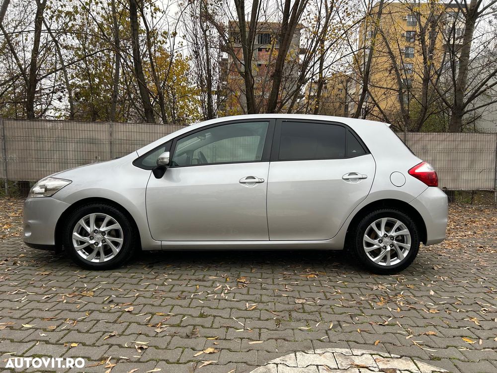 Toyota Auris - 3