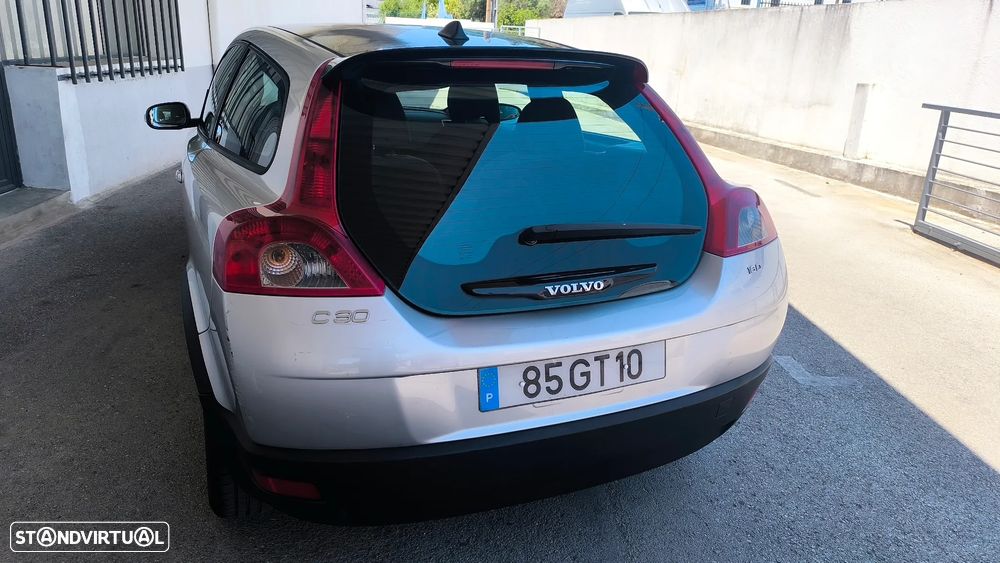 Volvo C30 1.6 D Drive Momentum - 16