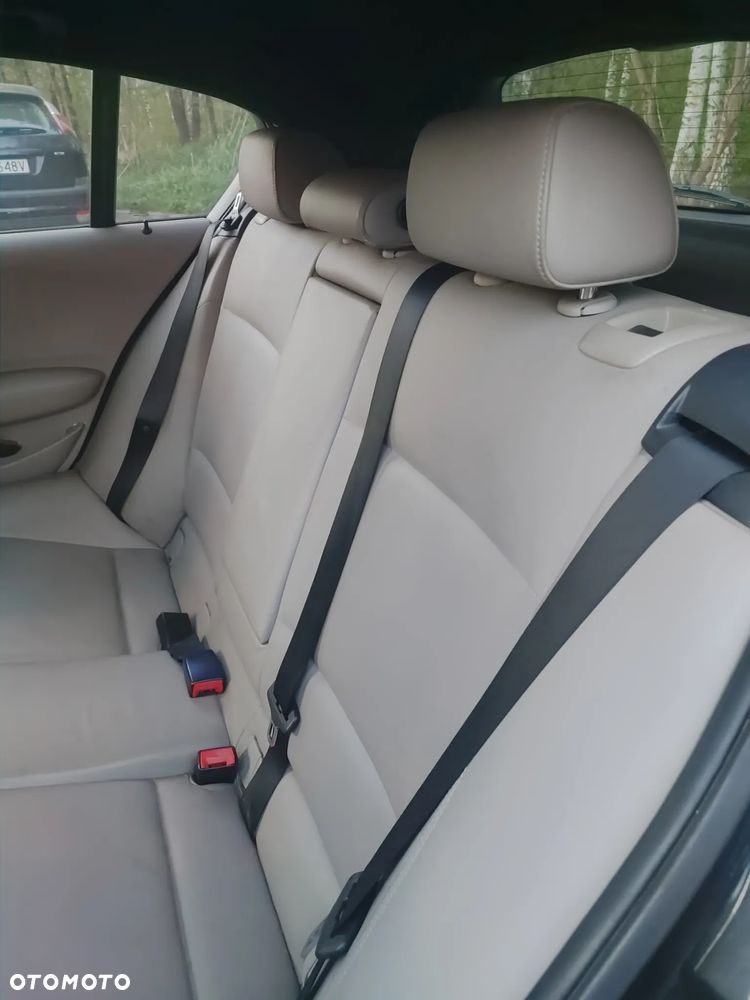 BMW Seria 1 - 10