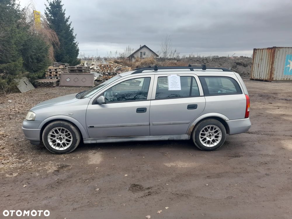 Opel Astra 1.4 16v Family - 3