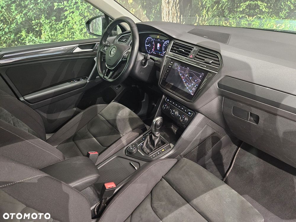 Volkswagen Tiguan - 14