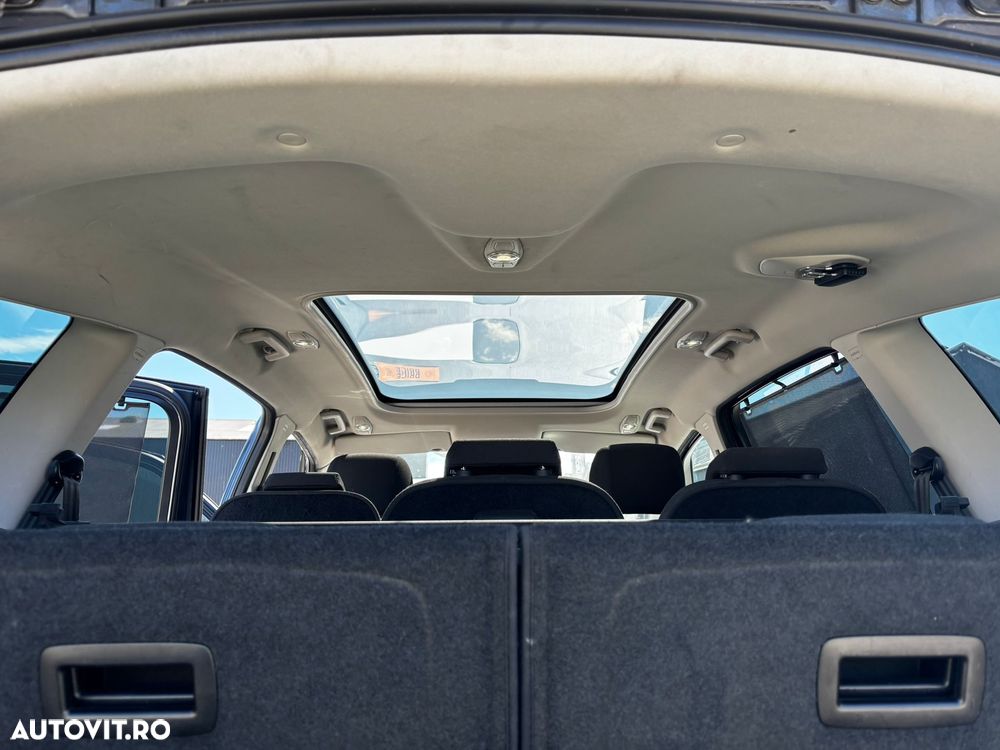 Ford S-Max - 6