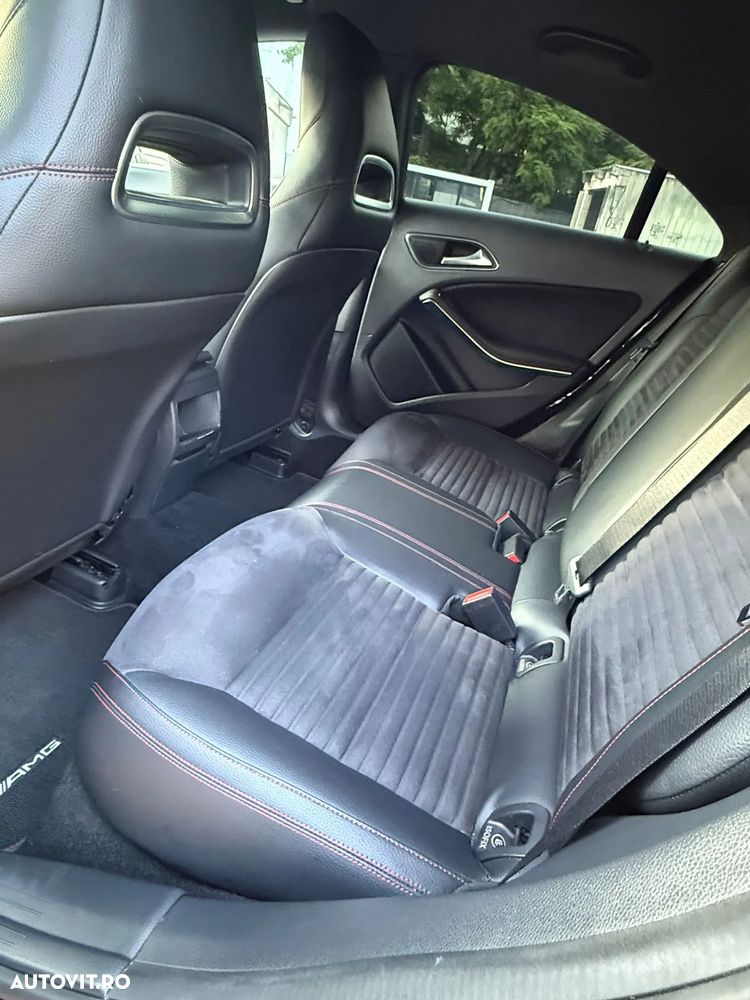 Mercedes-Benz CLA 220 CDI 7G-DCT AMG Line - 19