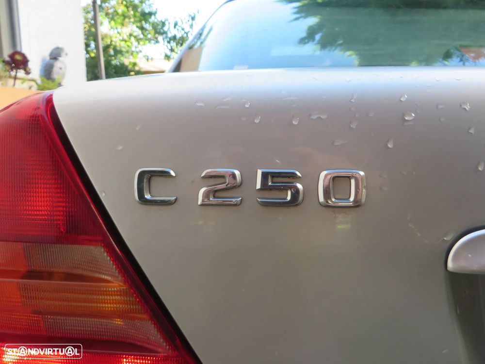 Mercedes-Benz C 250 D Elegance - 7