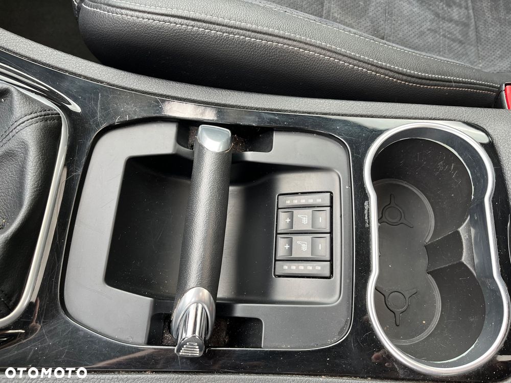 Ford S-Max 1.6 T Titanium - 23