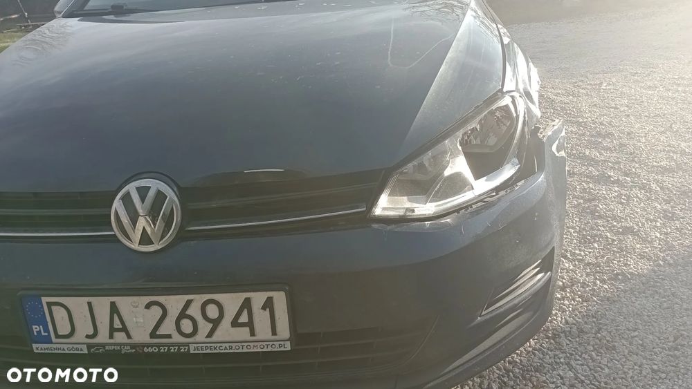 Volkswagen Golf - 10