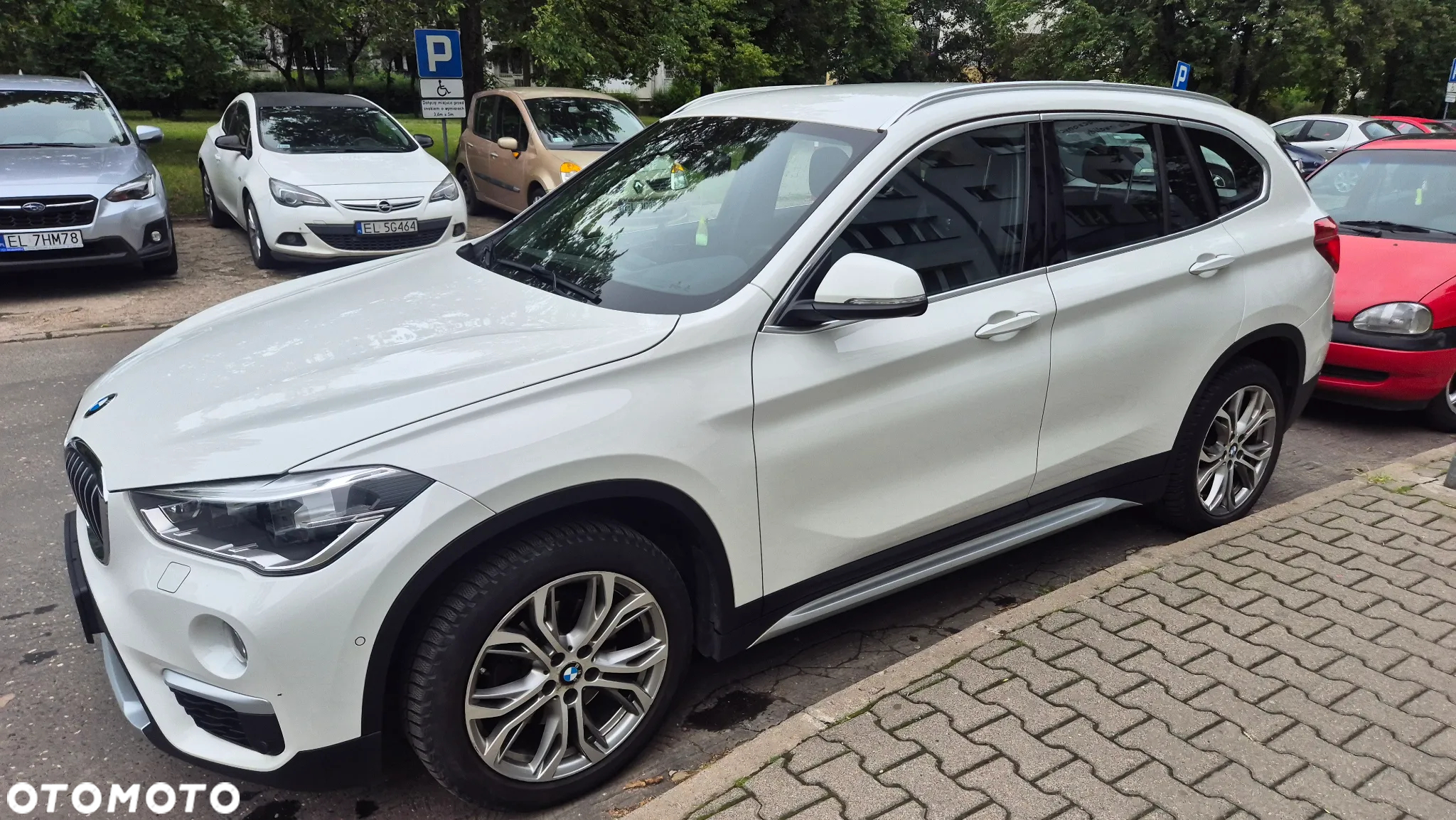 BMW X1 sDrive18i xLine - 2