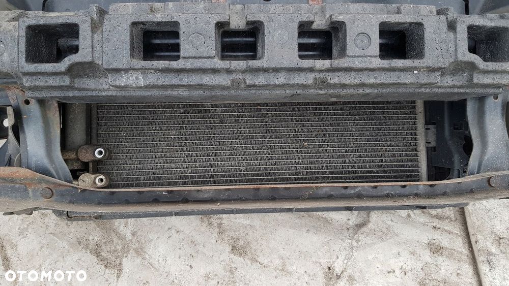 pas przedni VW Passat B6 2.0 TDI - 8