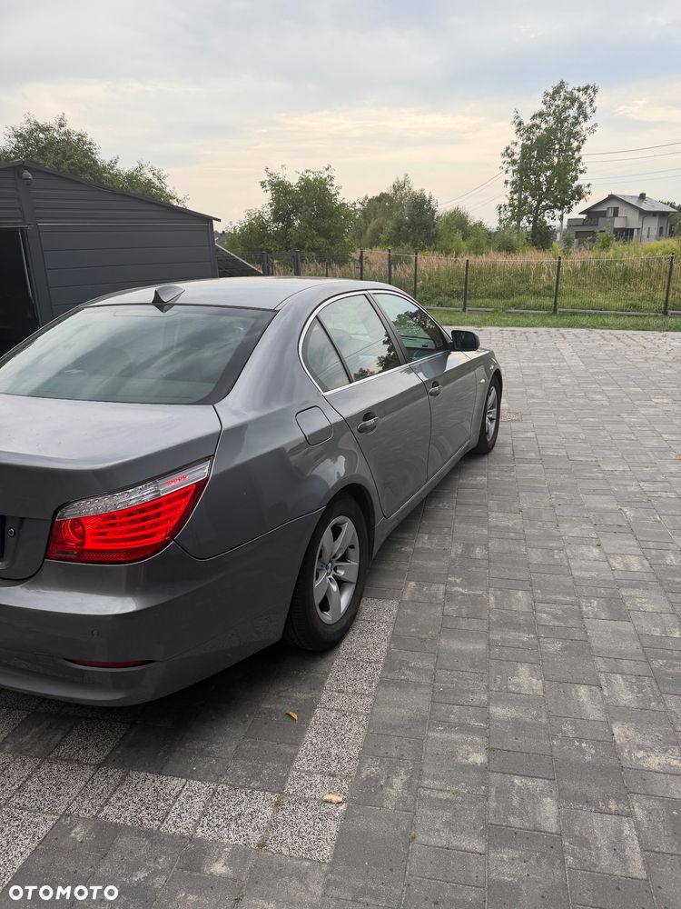 BMW 5 Series 2009 photo 3
