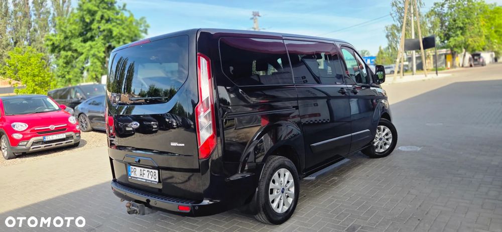Ford Tourneo Custom 2.0 EcoBlue L1 Titanium - 15