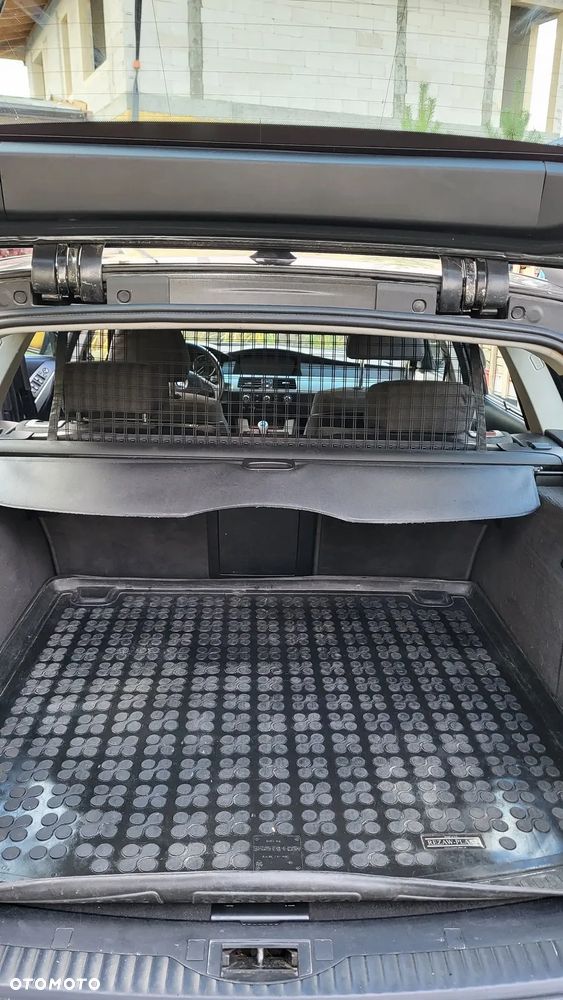 BMW Seria 5 530i - 31