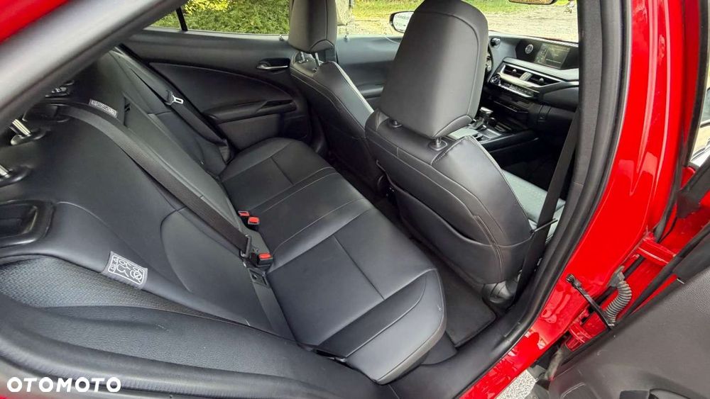 Lexus UX - 39