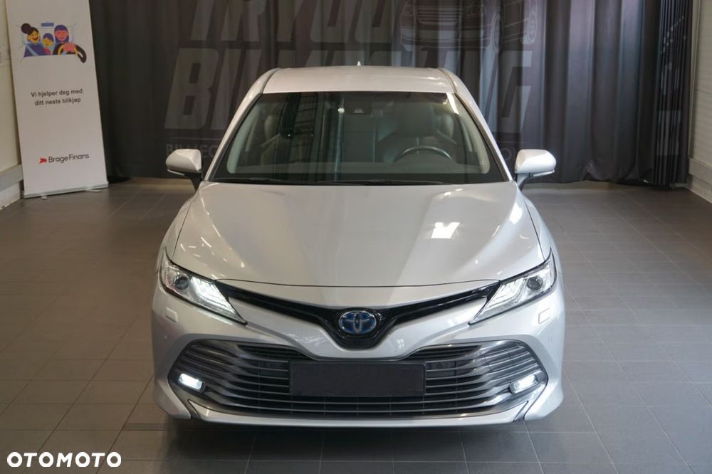 Toyota Camry Executive - 1