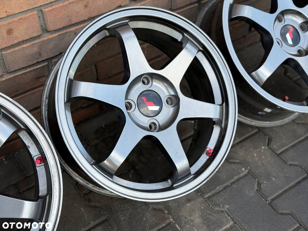 FELGI ALUMINIOWE JAPAN RACING JR3 17" 4X114.3 - 8