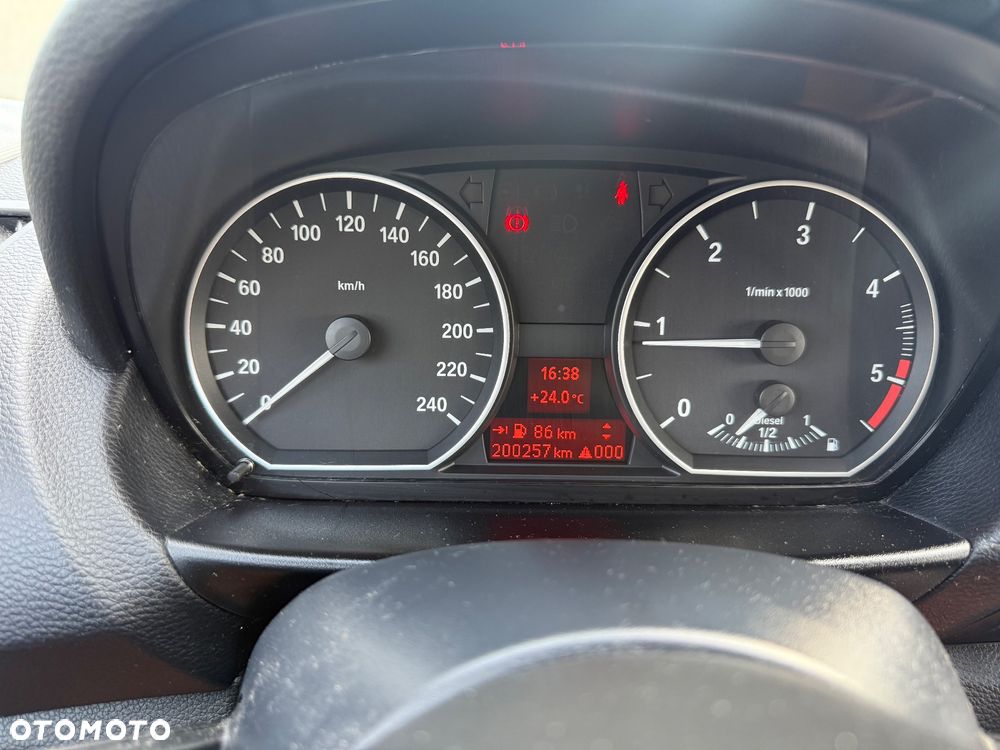 BMW Seria 1 118d DPF Edition Lifestyle - 11