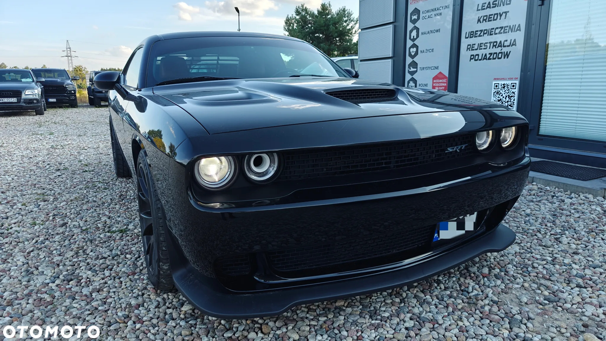 Dodge Challenger - 11