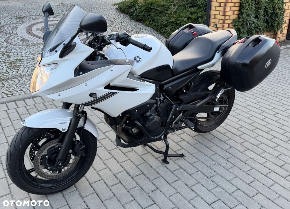Yamaha XJ - 9
