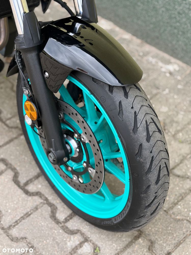 Yamaha MT - 3
