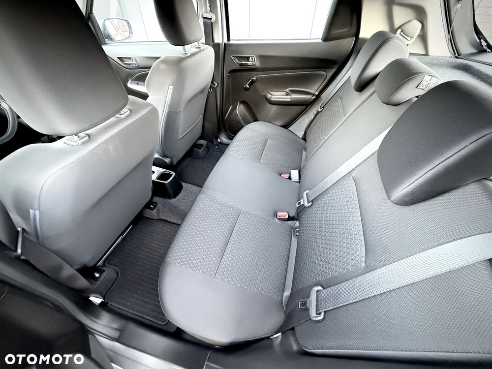 Suzuki Swift - 11