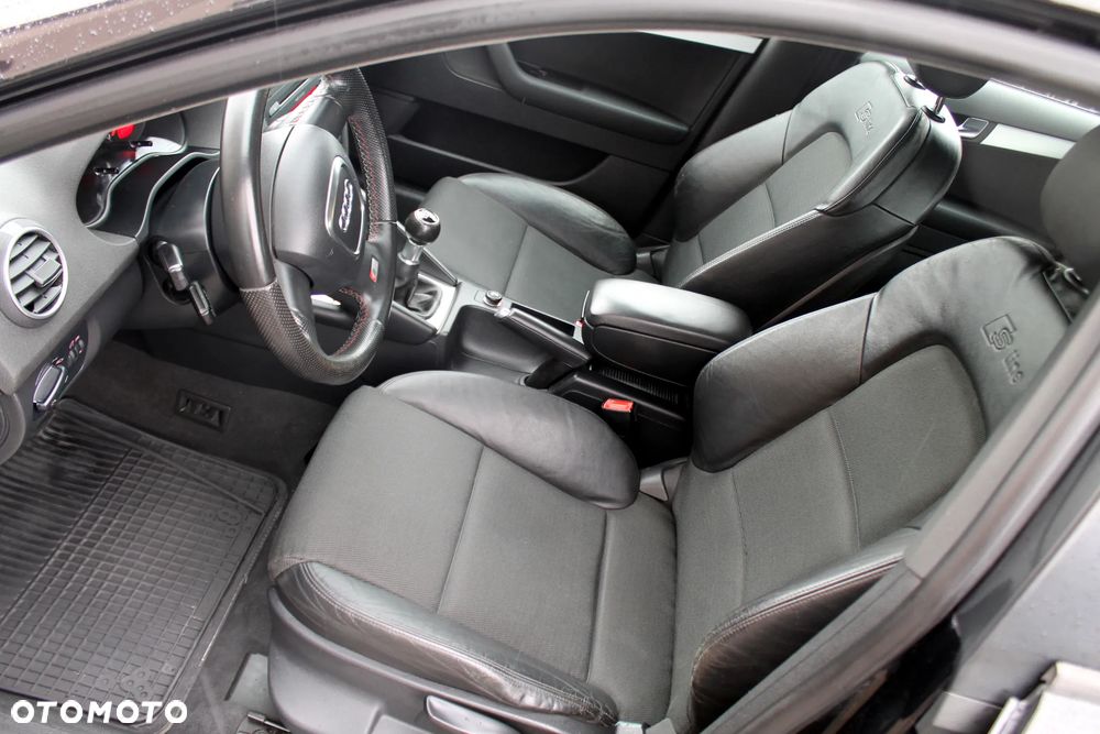 Audi A3 Sportback 2.0 TDI DPF quattro S line Sportpaket plus - 10