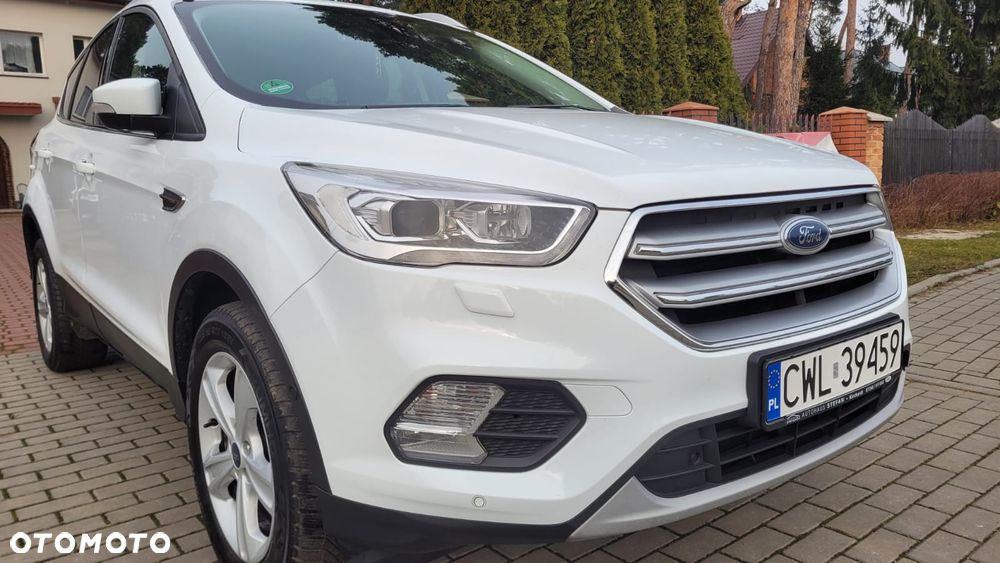 Ford Kuga 2.0 TDCi 4x4 Titanium - 4
