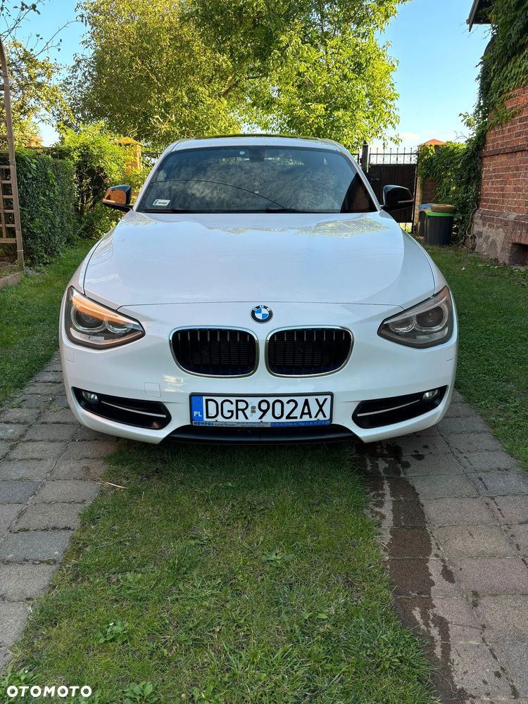 BMW Seria 1 120d Sport Line - 9