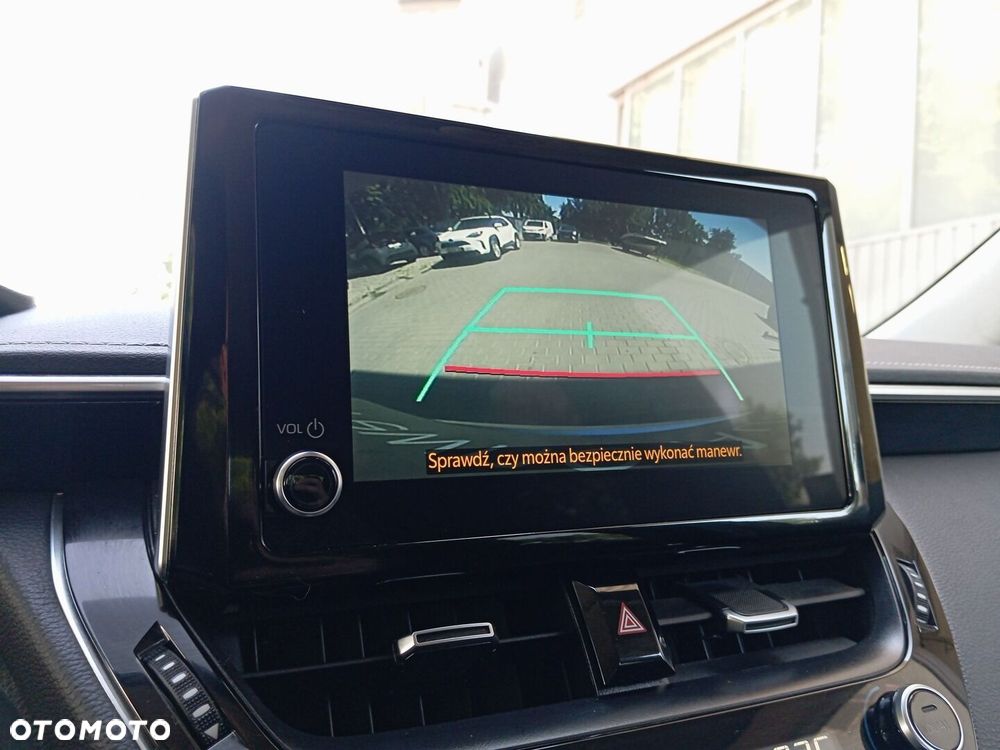 Toyota Corolla 1.8 Hybrid Executive - 19