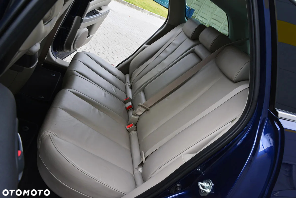 Mazda CX-7 2.2 CD Exclusive + - 28