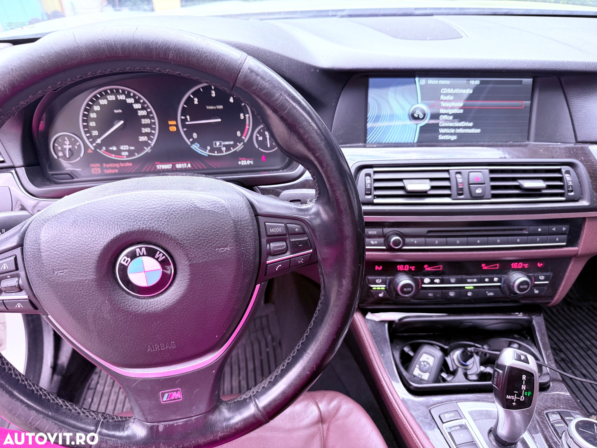 BMW Seria 5 520d - 8