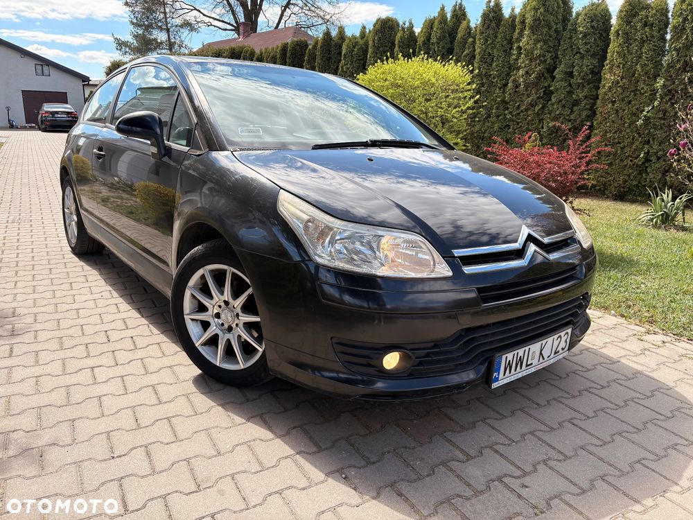 Citroën C4 1.4 16V Impress - 1