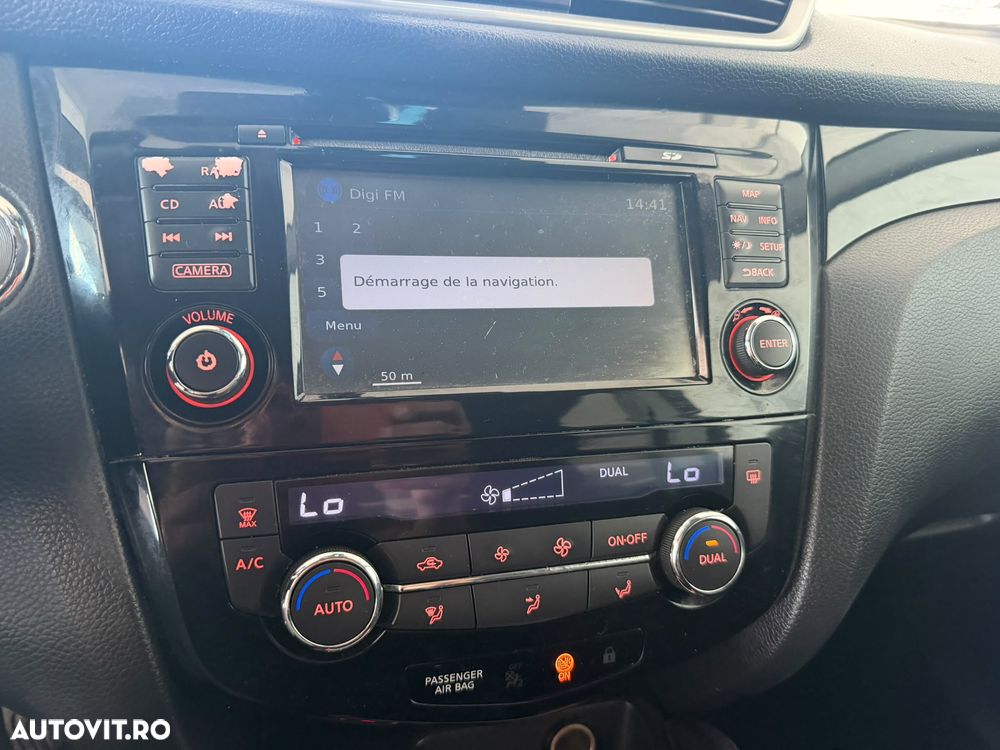 Nissan Qashqai 1.5 DCI Start/Stop N-Connecta - 13
