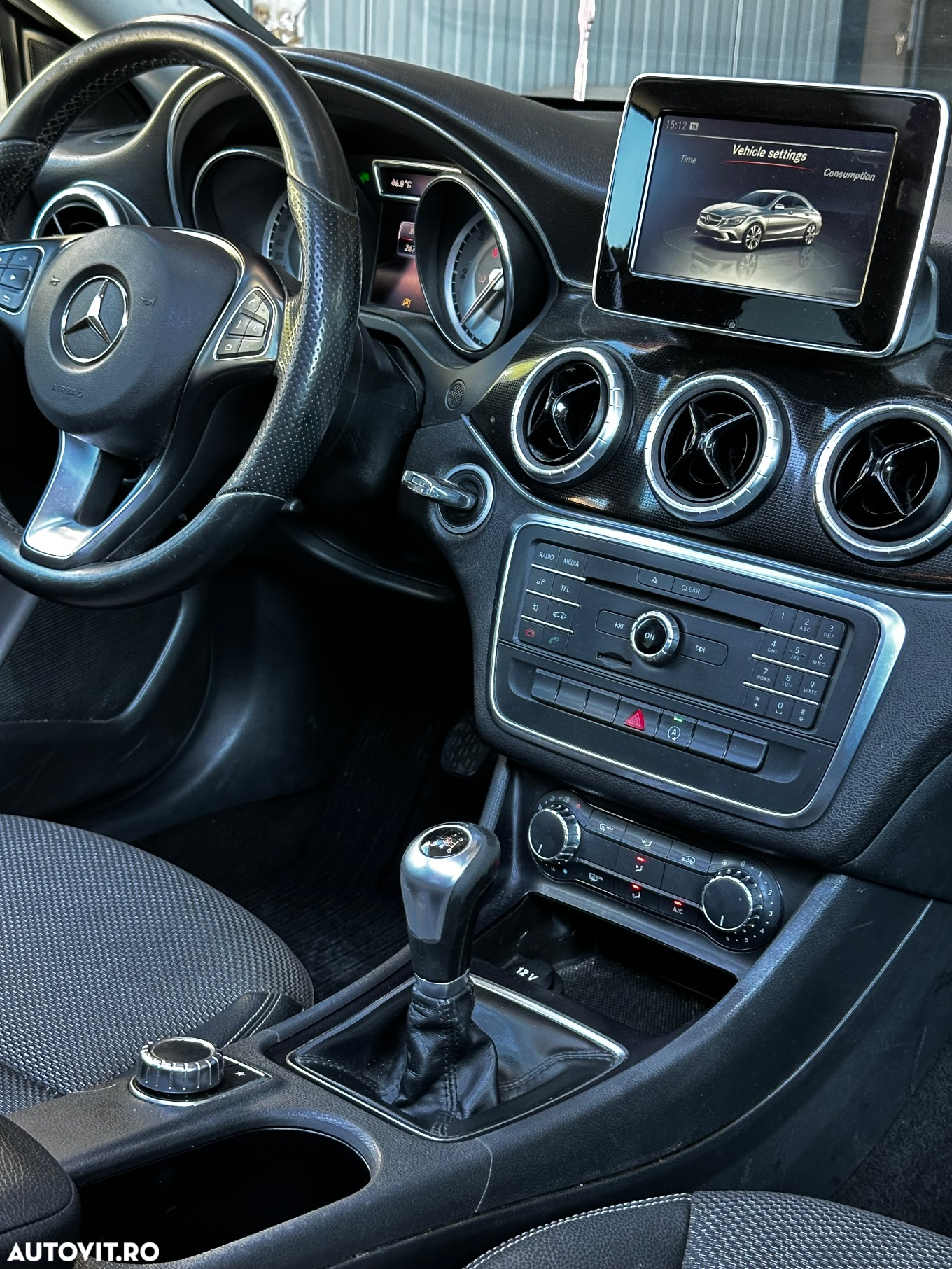 Mercedes-Benz CLA 200 d - 9